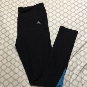 Black Ankle-Length Yoga Pants